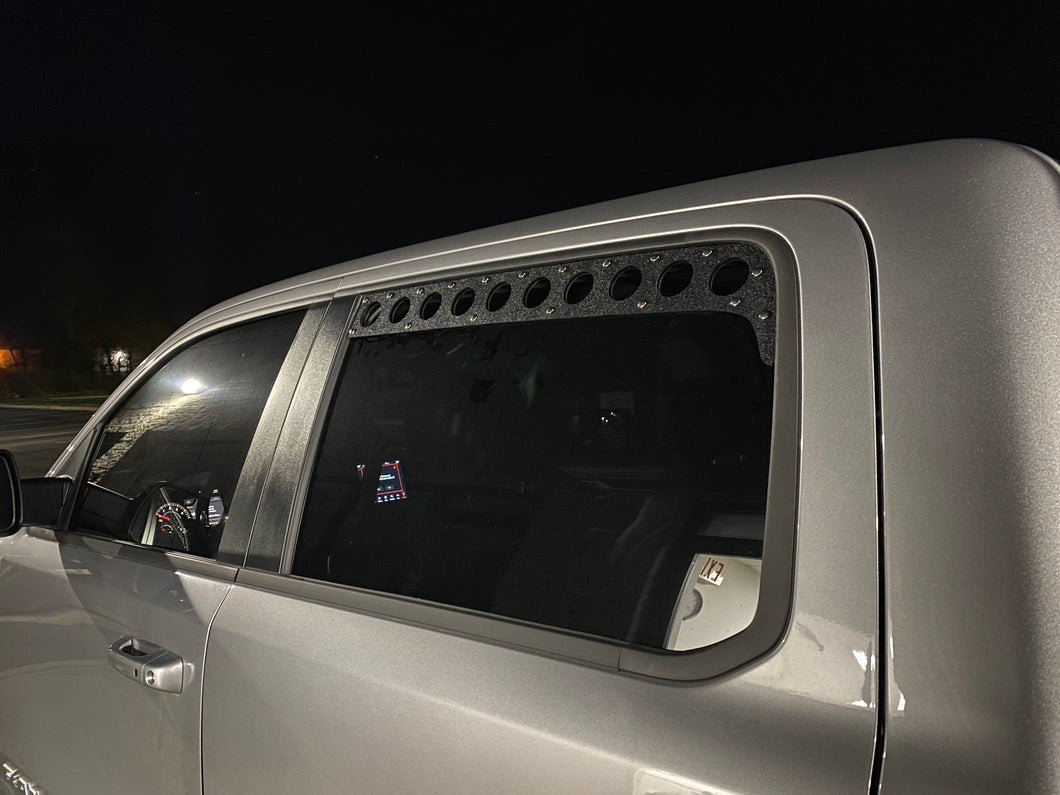5th Gen Ram 1500 Rear Window Vents (Crew Cab)