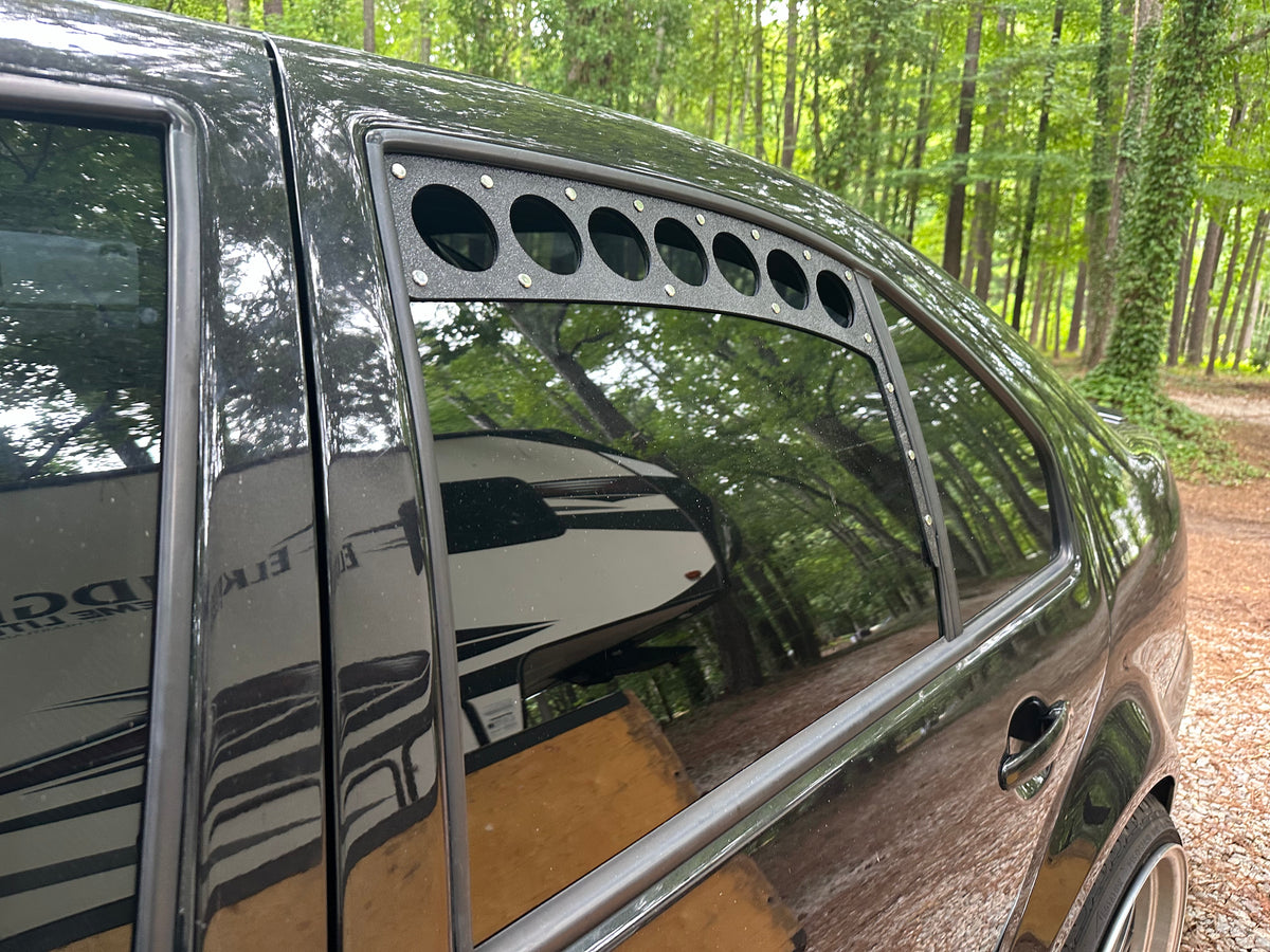 1999–2005 Volkswagen Jetta Sedan Rear Window Vents (MK4 / 1J)