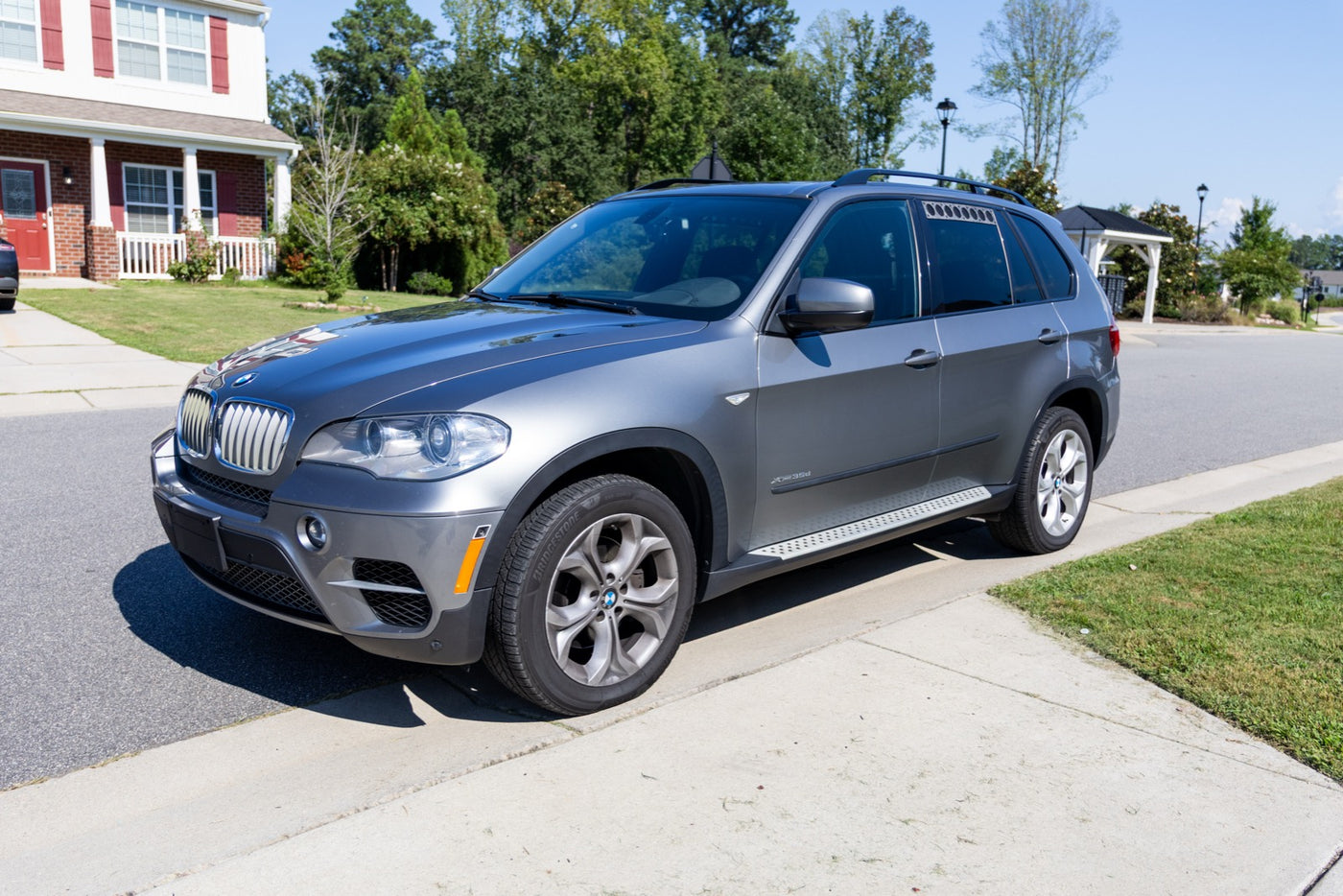 BMW X5 E70 Rear Window Vents