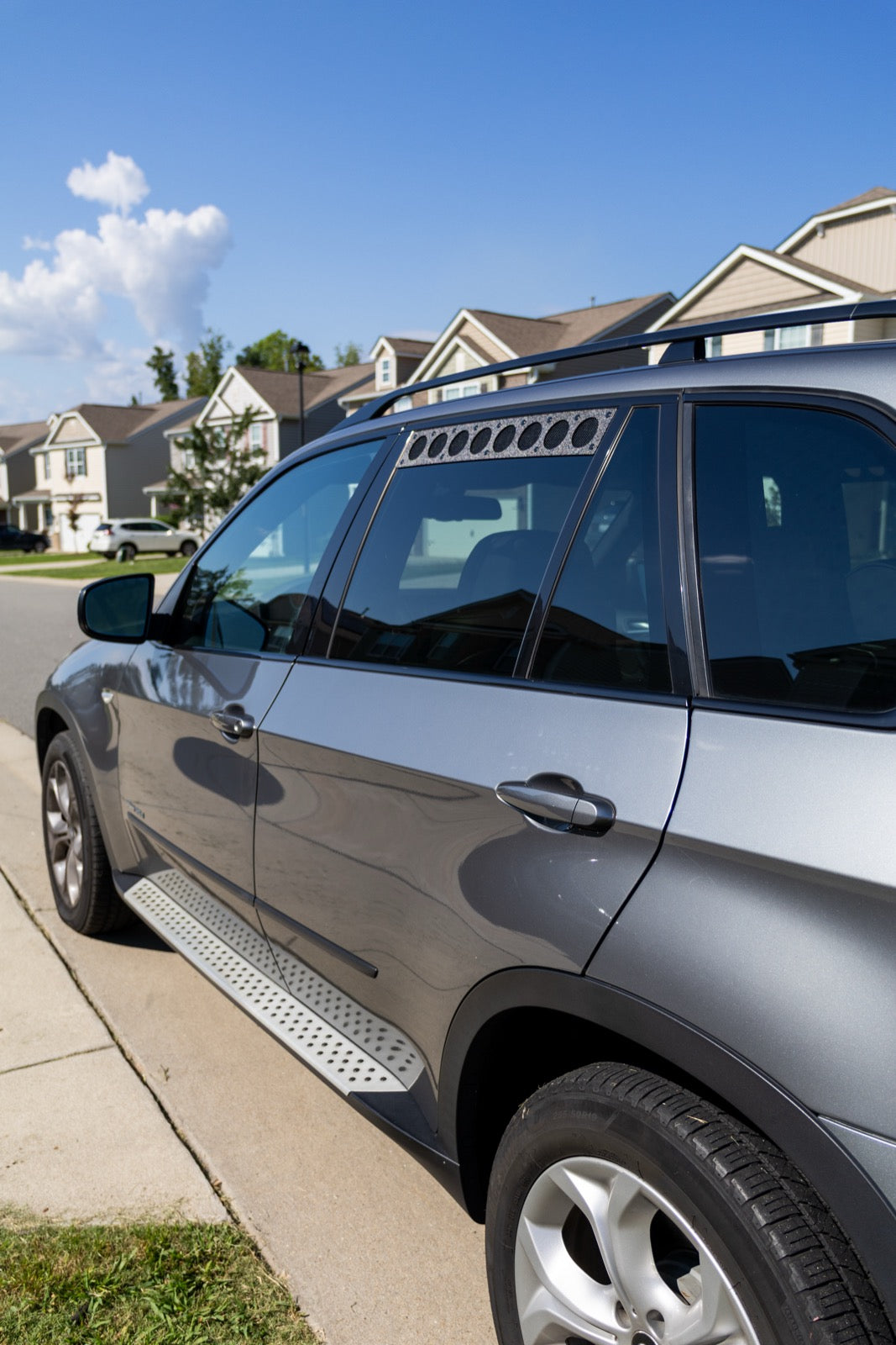BMW X5 E70 Rear Window Vents