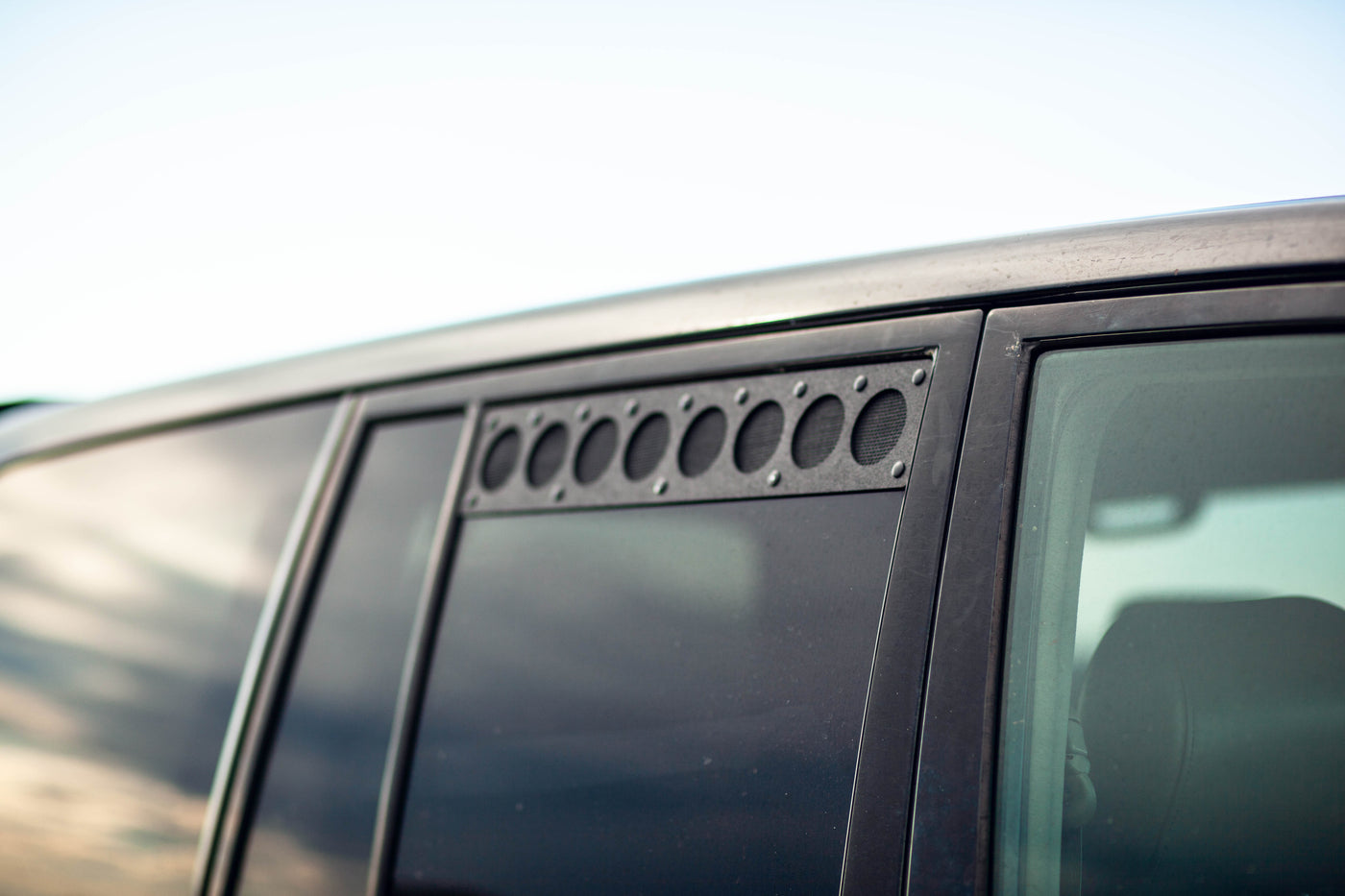 Toyota LC100/Lexus LX470 Window Vents