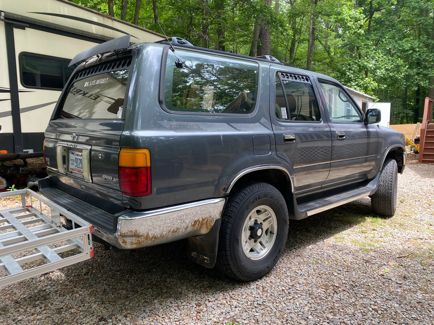 1990–1995 Toyota 4Runner Rear Hatch Window Vent (2nd Gen / N120 / N130)
