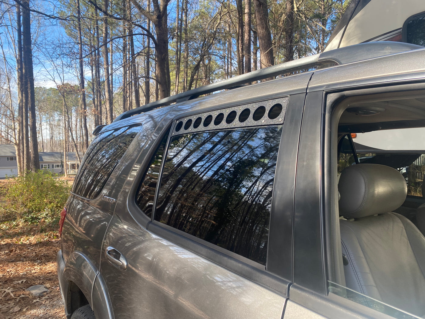 2001–2007 Toyota Sequoia Rear Window Vents (1st Gen / XK30–XK40)