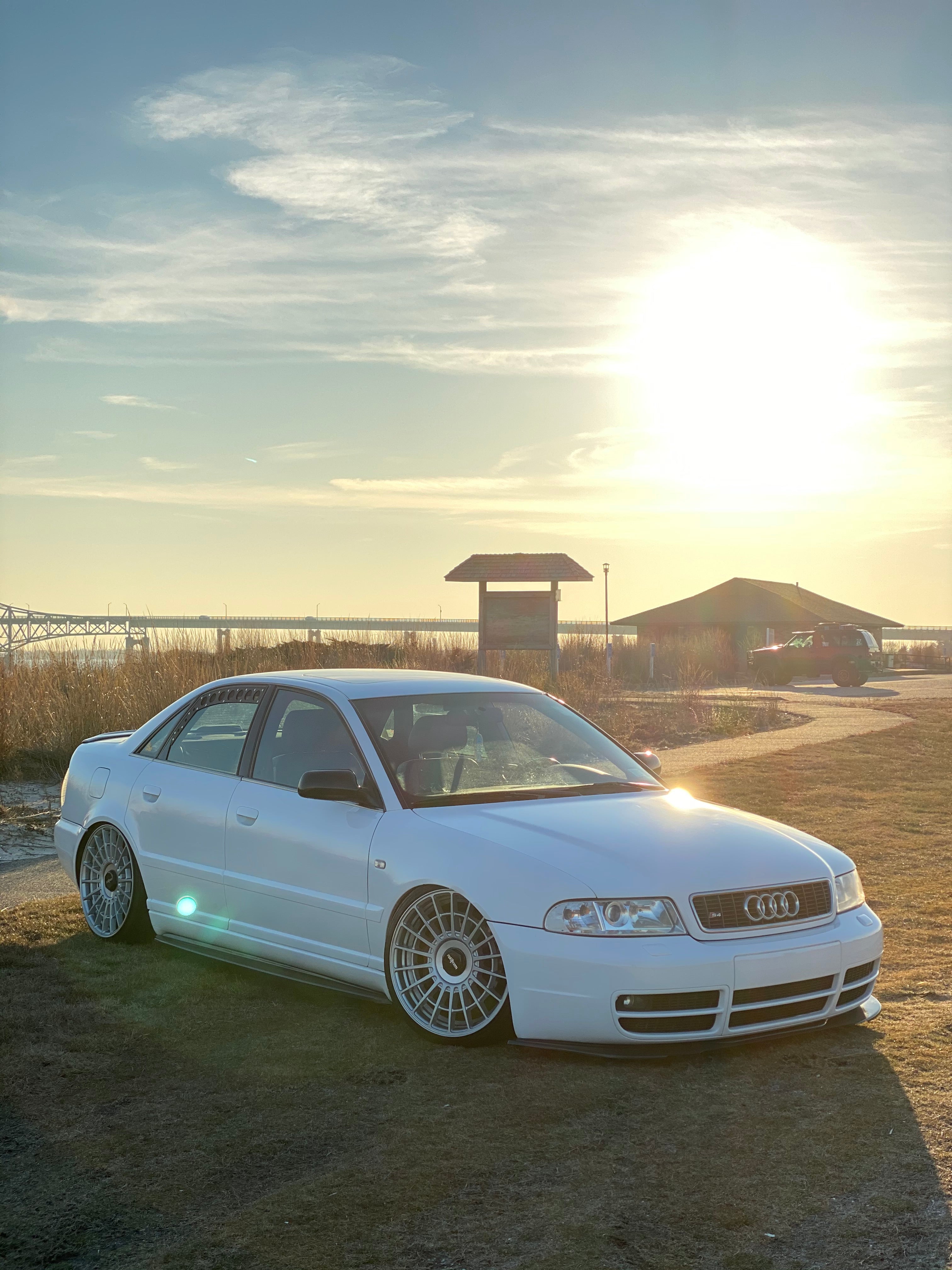 Stanced B5 Stanced Audi A4 B5