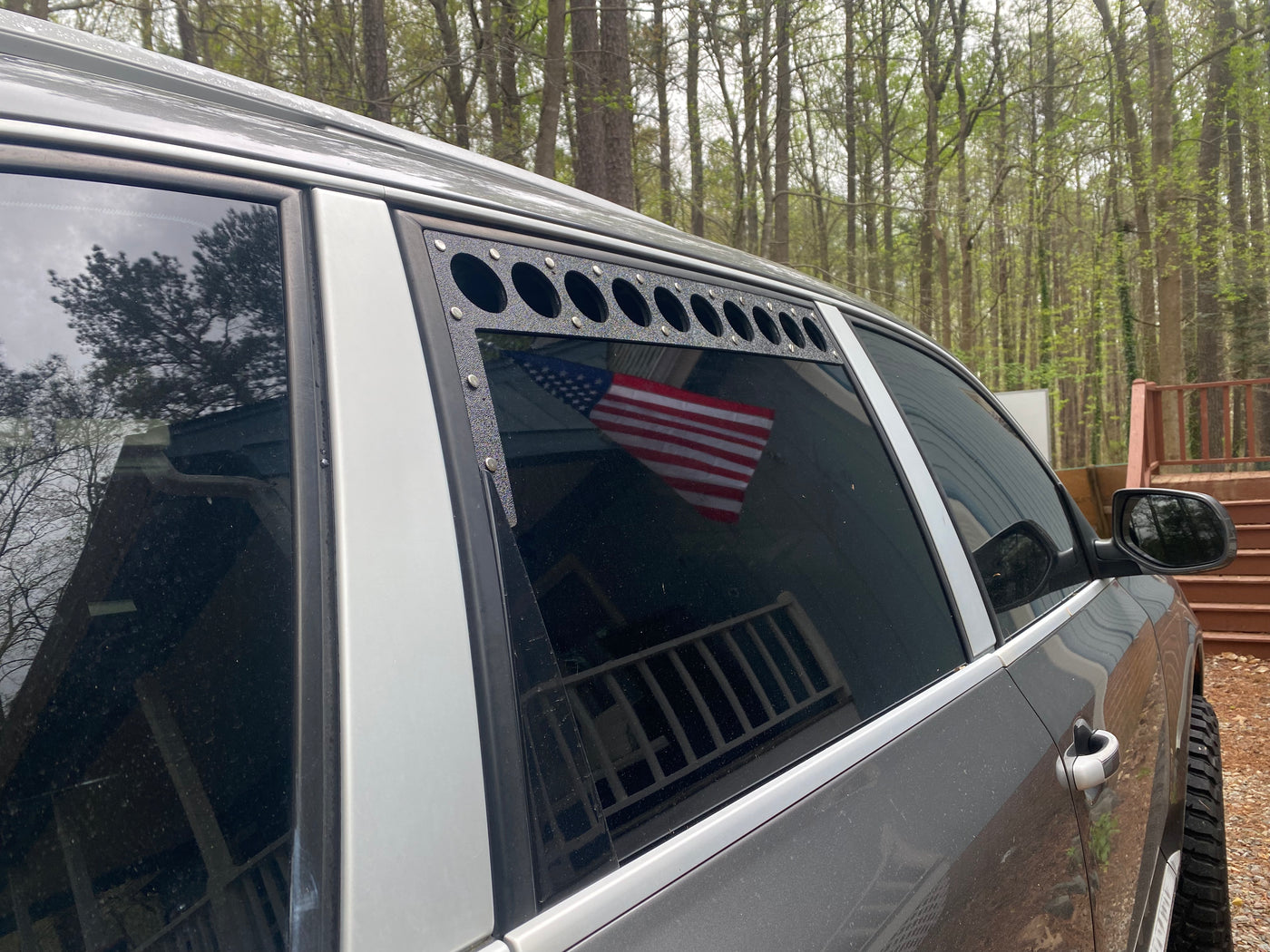 2003–2010 Porsche Cayenne / 2002–2010 VW Touareg Rear Window Vents (955/957 / 7L)