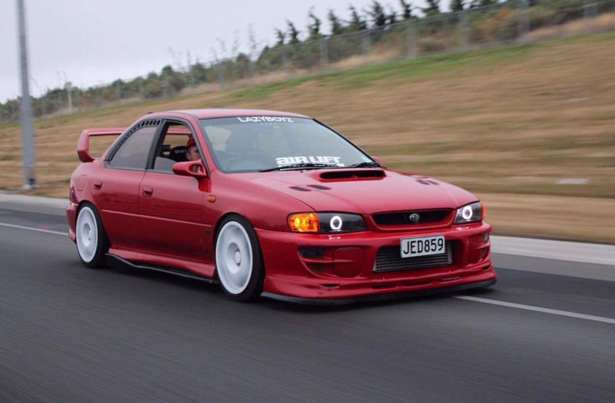 92-01 Impreza window vents